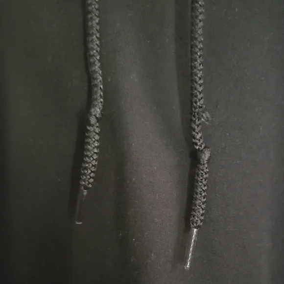 Gildan Heavy Blend Black Hoodie - Picture 2 of 6